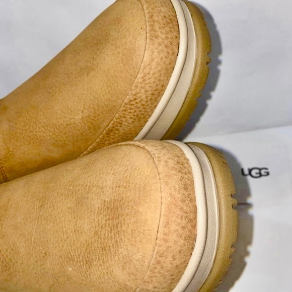 UGG Boots CLASSIC WEATHER MINI size 9.5 chestnut color - Picture 11 of 14